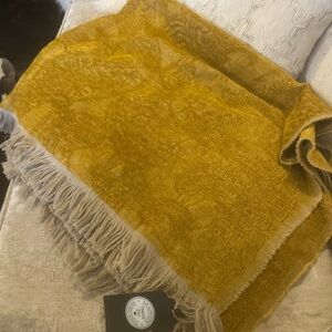 Exquisite Uniquity Throw Golden Yellow, Pristine, Useable & decorative.